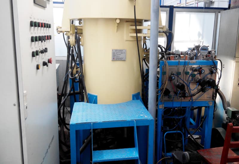 G3 Gas pressure Vertical Sintering Furnace media 4