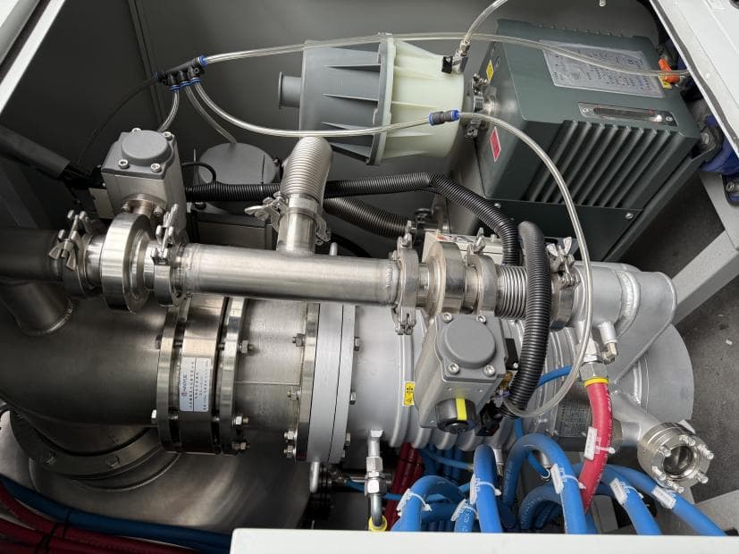 D2 Vacuum Diffusion Welding Furnace media 6