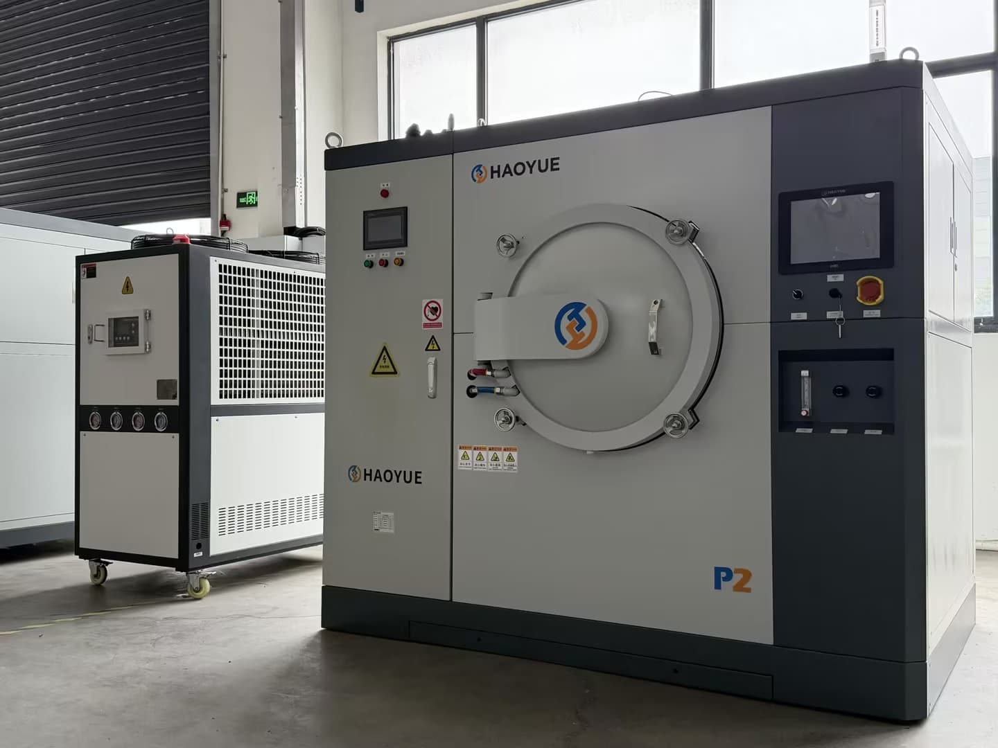 P2CO Vacuum Hot Pressing Furnace media 4