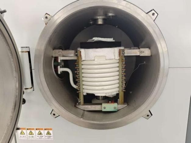 P2CO Vacuum Hot Pressing Furnace media 13