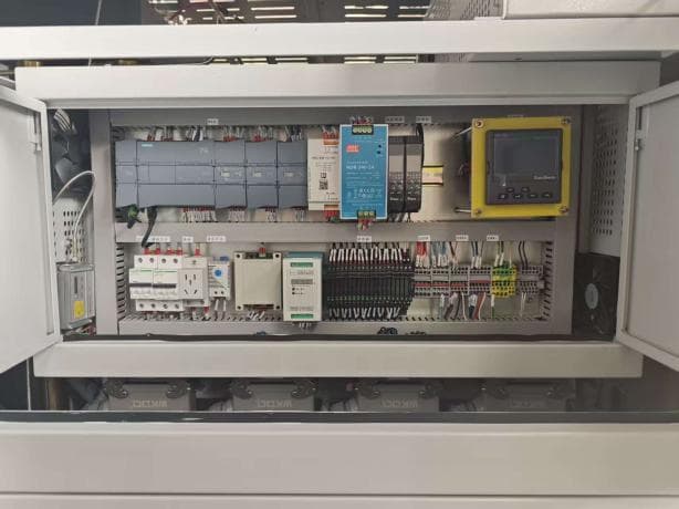 P2CO Vacuum Hot Pressing Furnace media 15