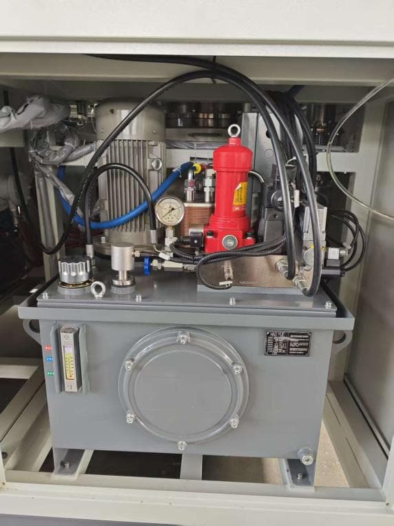 P3V Vacuum Hot Pressing Furnace media 8