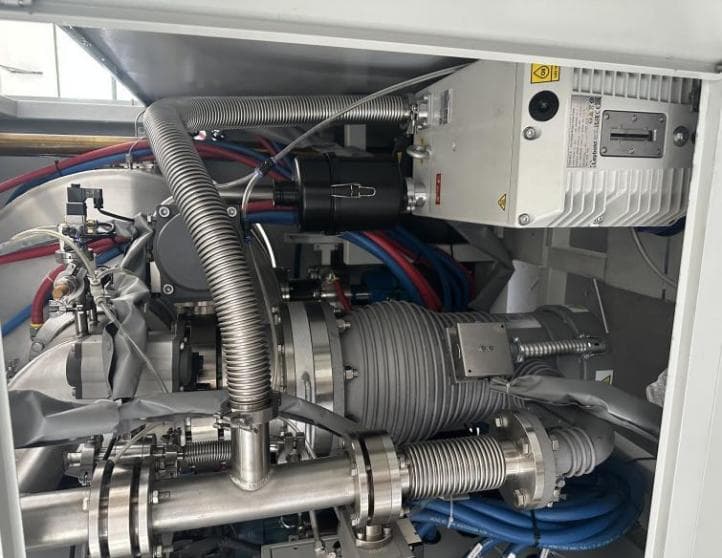 V2 Vacuum Furnace media 16