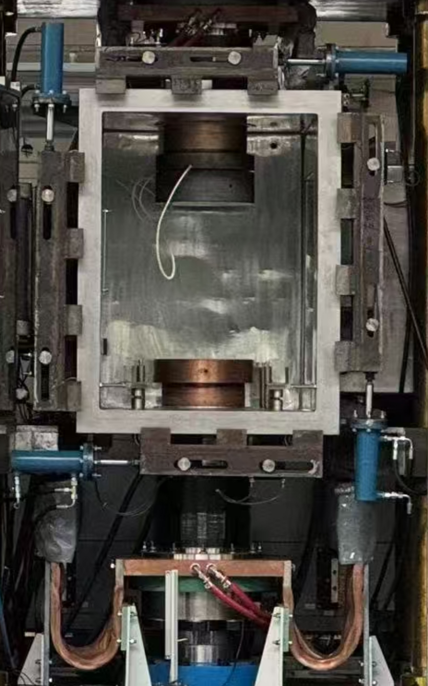 Sintering silicon carbide (SiC) using Spark Plasma Sintering (SPS)